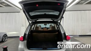 Mercedes-Benz GLE-Class GLE300d 4MATIC 2023 года из Южной Кореи
