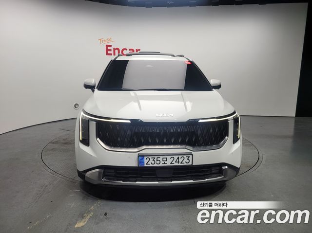 Kia Canival Бензин 7-Seater Signature 2024 года из Кореи