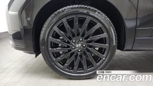 Hyundai Santafe Бензин 2.5T 2WD 2024 года из Южной Кореи