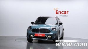 Mini Countryman CLASSIC Plus COMFORT PACK 2023 года из Южной Кореи