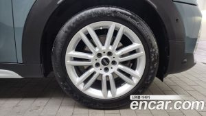 Mini Countryman CLASSIC Plus COMFORT PACK 2023 года из Южной Кореи