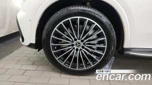 Mercedes-Benz GLC-Class GLC300 4MATIC Coupe 2024 года из Южной Кореи