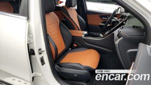 Mercedes-Benz GLC-Class GLC300 4MATIC Coupe 2024 года из Южной Кореи