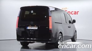 Hyundai Staria 4WD Lounge 7-Seater 2025 года из Южной Кореи