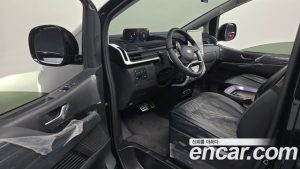 Hyundai Staria 4WD Lounge 7-Seater 2025 года из Южной Кореи