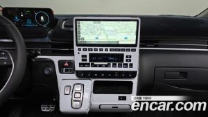 Hyundai Staria 4WD Lounge 7-Seater 2025 года из Южной Кореи