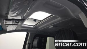 Hyundai Staria 4WD Lounge 7-Seater 2025 года из Южной Кореи