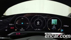Porsche Taycan Base 2024 года из Южной Кореи