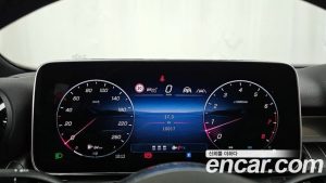 Mercedes-Benz C-Class C200 Avantgarde 2025 года из Южной Кореи