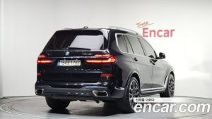 BMW X7 xDrive 40i M Sport 6 2024 года из Южной Кореи
