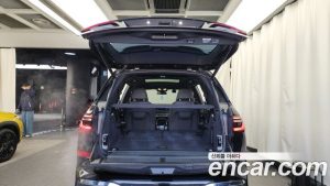 BMW X7 xDrive 40i M Sport 6 2024 года из Южной Кореи