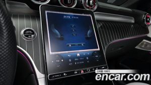 Mercedes-Benz GLC-Class GLC300 4MATIC AMG Line 2025 года из Южной Кореи