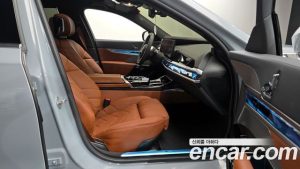 BMW 7-Series 740d xDrive M Sport 2025 года из Южной Кореи