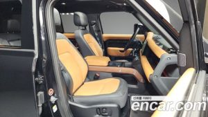 Land Rover Defender 110 P400 X 2024 года из Южной Кореи