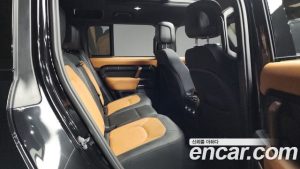 Land Rover Defender 110 P400 X 2024 года из Южной Кореи