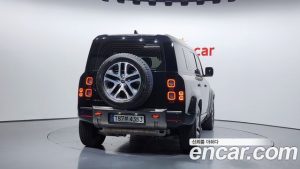 Land Rover Defender 110 P400 X 2024 года из Южной Кореи