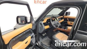 Land Rover Defender 110 P400 X 2024 года из Южной Кореи