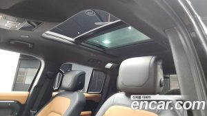 Land Rover Defender 110 P400 X 2024 года из Южной Кореи