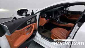 Mercedes-Benz CLS-Class CLS300d 4MATIC 2023 года из Южной Кореи