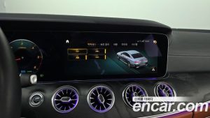 Mercedes-Benz CLS-Class CLS300d 4MATIC 2023 года из Южной Кореи