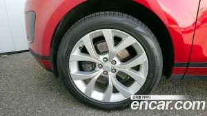 Land Rover Range Rover Evoque P250 SE 2022 года из Южной Кореи