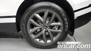 Land Rover Range Rover Velar 2.0 P250 Dynamic SE 2025 года из Южной Кореи