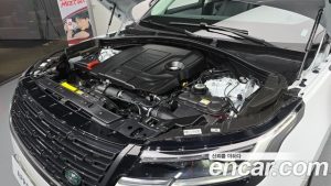 Land Rover Range Rover Velar 2.0 P250 Dynamic SE 2025 года из Южной Кореи