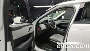 Land Rover Range Rover Velar 2.0 P250 Dynamic SE 2025 года из Южной Кореи