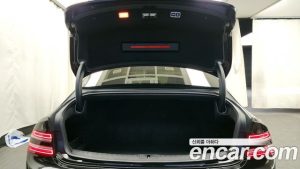 Genesis G80 e-AWD 2025 года из Южной Кореи