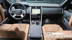 Land Rover Discovery D350 Dynamic HSE 2025 года из Южной Кореи