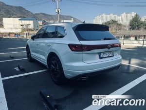 Volkswagen Touareg 3.0 TDI Prestige 2026 года из Южной Кореи
