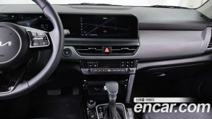 Kia Seltos Бензин 1.6 Turbo 2WD 2024 года из Южной Кореи