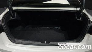 Kia K5 1.6 Turbo 2024 года из Южной Кореи