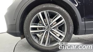 Volkswagen Tiguan 2.0 TDI Prestige 2024 года из Южной Кореи