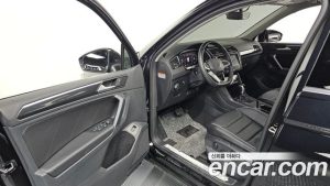 Volkswagen Tiguan 2.0 TDI Prestige 2024 года из Южной Кореи