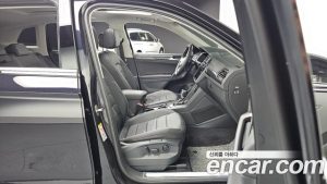Volkswagen Tiguan 2.0 TDI Prestige 2024 года из Южной Кореи