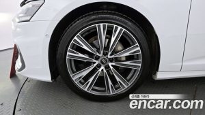Audi A6 40 TDI 4WD Premium 2023 года из Южной Кореи