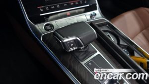 Audi A6 40 TDI 4WD Premium 2023 года из Южной Кореи