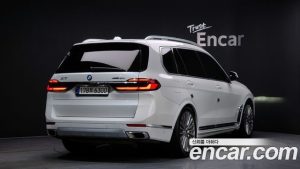 BMW X7 xDrive 40i Design Pure Excellence 6 2023 года из Южной Кореи