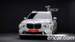BMW X7 xDrive 40i Design Pure Excellence 6 2023 года из Южной Кореи