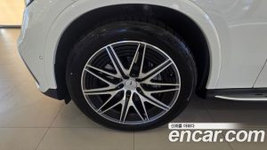 Mercedes-Benz GLC-Class AMG GLC43 4MATIC 2025 года из Южной Кореи