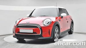 Mini Cooper 5Door DEFAULT 2023 года из Южной Кореи