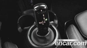 Mini Cooper 5Door DEFAULT 2023 года из Южной Кореи