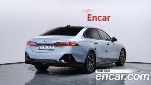 BMW 5-Series 520i M Sport 2024 года из Южной Кореи