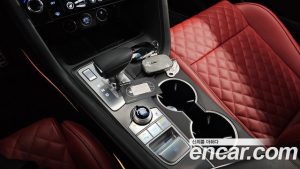 Genesis G70 Бензин 2.5T 2WD 2025 года из Южной Кореи