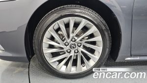 Lexus ES Executive 2026 года из Южной Кореи