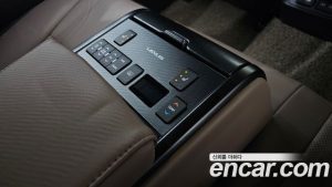 Lexus ES Executive 2026 года из Южной Кореи