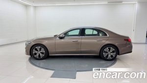 Mercedes-Benz E-Class E200 Avantgarde 2025 года из Южной Кореи