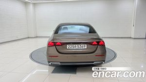 Mercedes-Benz E-Class E200 Avantgarde 2025 года из Южной Кореи