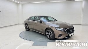 Mercedes-Benz E-Class E200 Avantgarde 2025 года из Южной Кореи